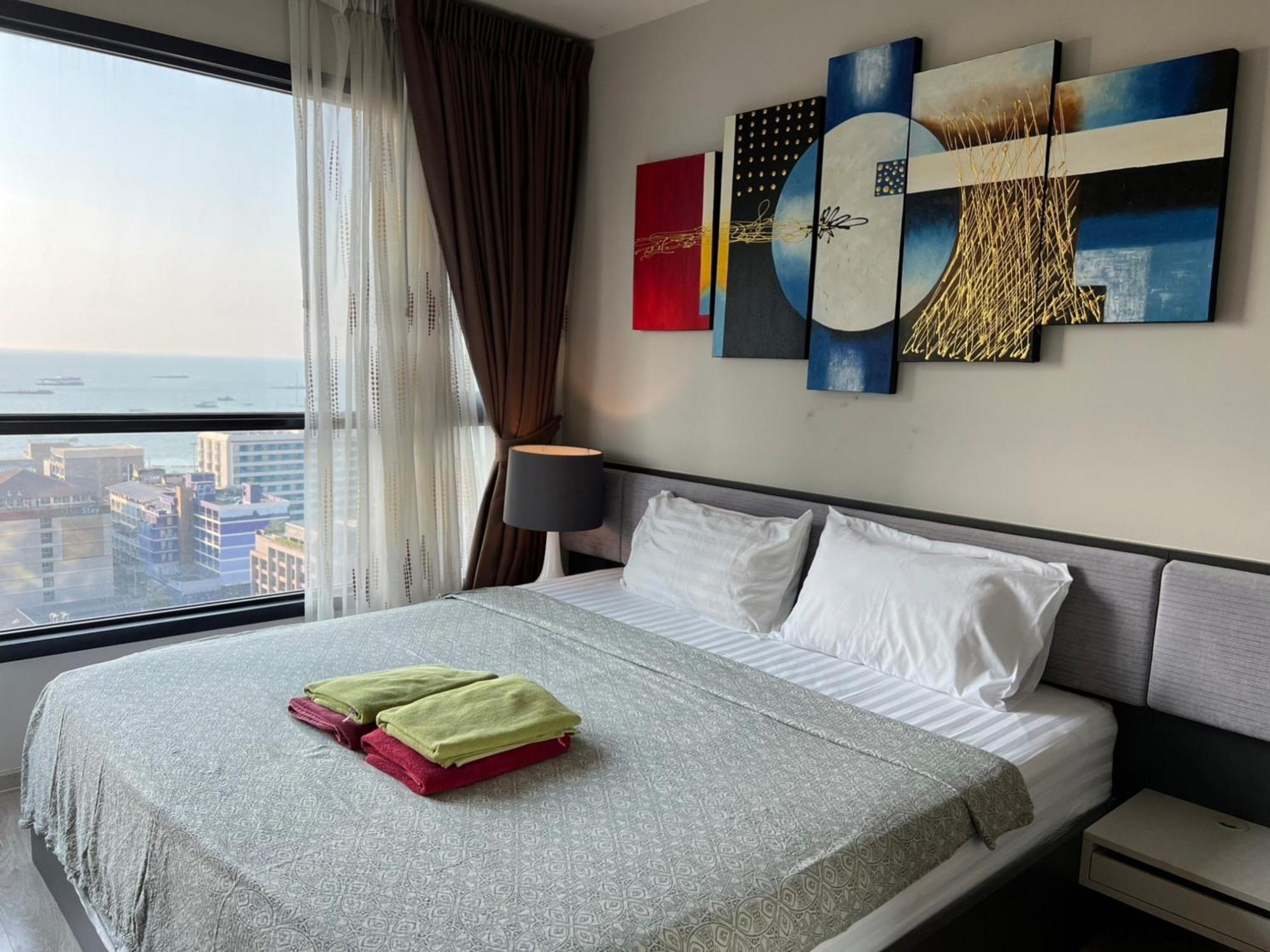 The Base Central Pattaya By Mickey Экстерьер фото